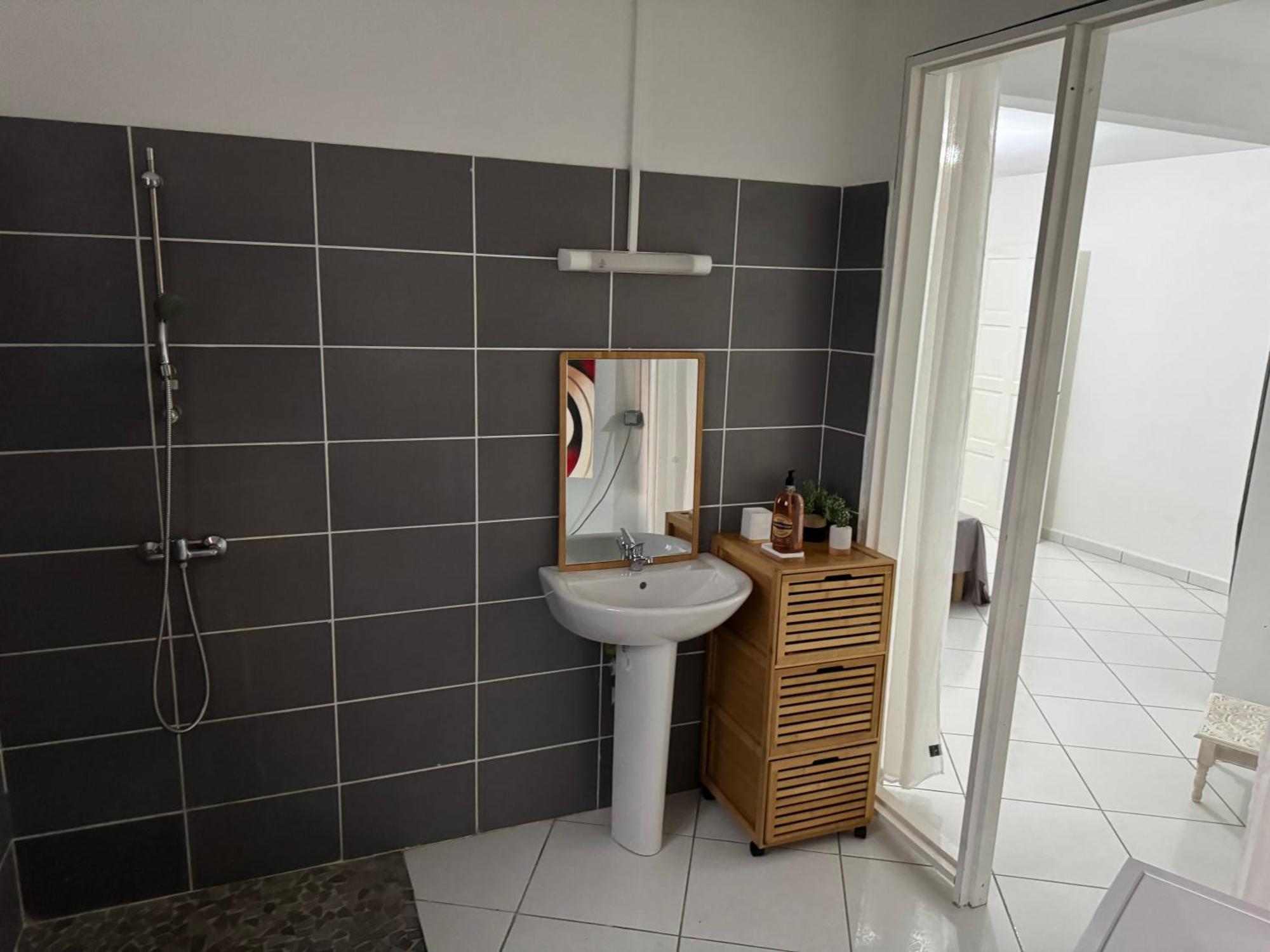 Domaine De La Villa D'Orge Vieux-Habitants Extérieur photo